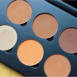 Anastasia Beverly Hills contour kit